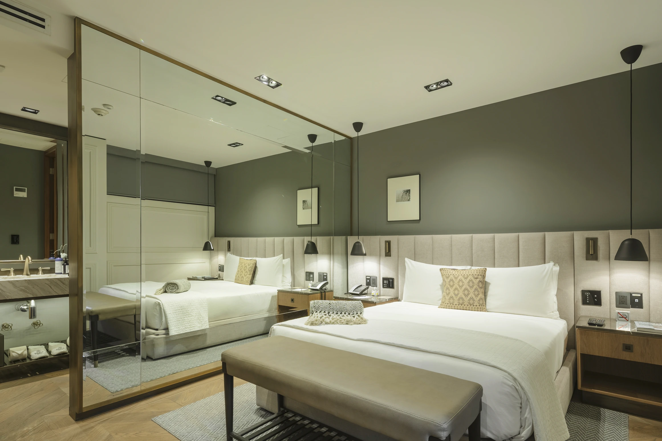 super Signature Suite